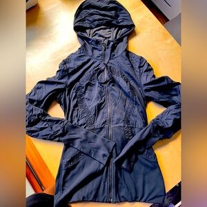 Lululemon reversible jacket / Size 8